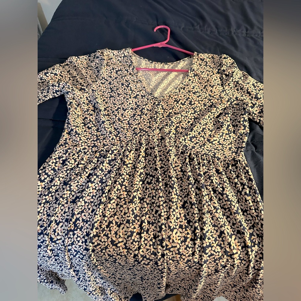 Flower pattern v neck dress